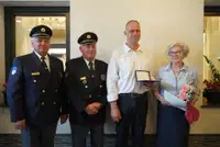 (VIDEO in FOTO) Spominska plošča pri gostilni Bučinek ohranja spomin na tajno akcijo SKALA
